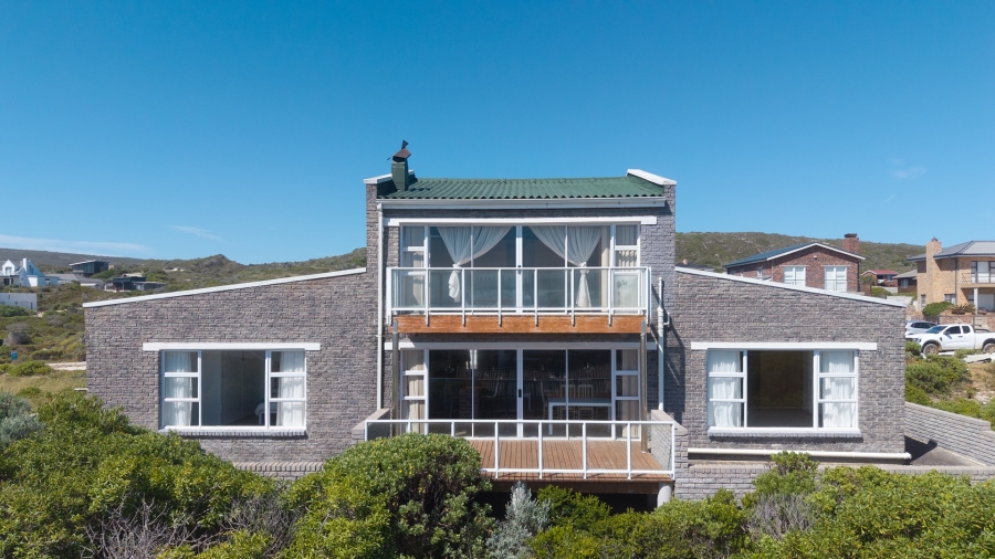 5 Bedroom Property for Sale in Suiderstrand Western Cape